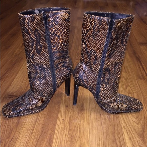 Colin Stuart Shoes - Colin Stuart Dark Brown Snake Boots!🐍
